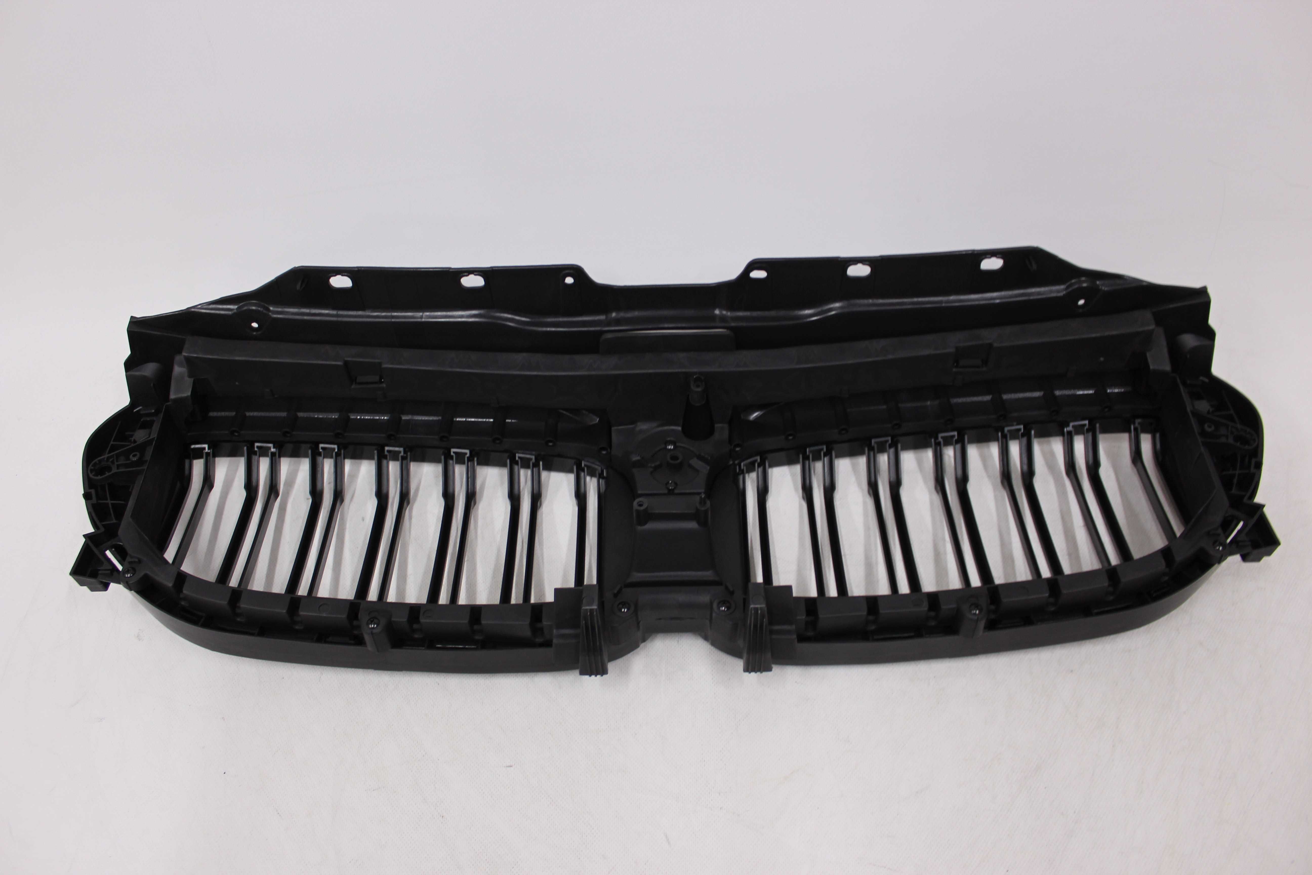 GRILL Nerki Atrapa chłodnicy BMW G30 G31 r. 17-20 BLACK M-Look TUNING