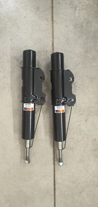 Амортизатори 
SATO TECH (передні) MB Sprinter / VW Crafter  06-