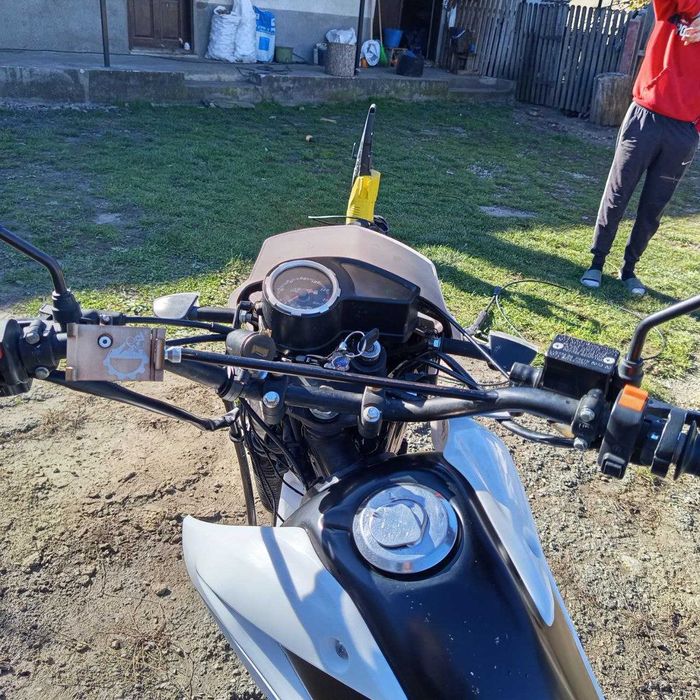 Продам мотоцикл spark sp250 D1