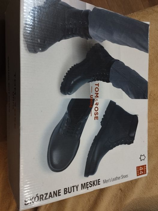 Skórzane buty męskie 44 trapery czarne