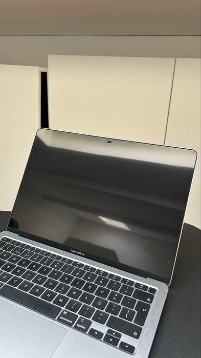Macbook Air M1 13” 2020 8GB