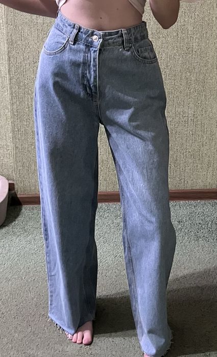 Джинси жіночі блакитні