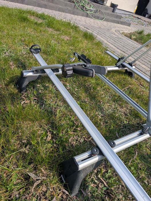 BMW 5G T jużF07 Bagażnik plus mocowania do trzech rowerów