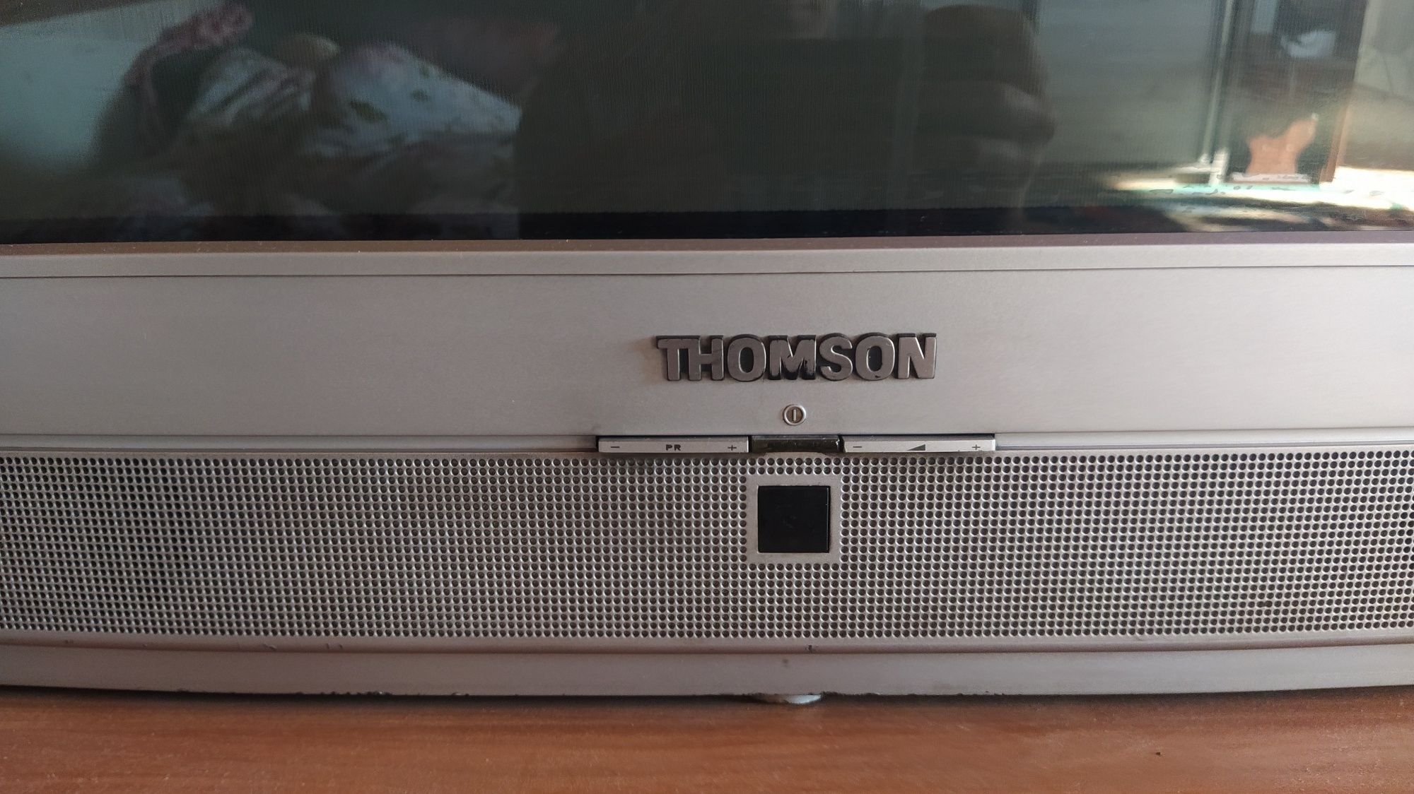 Telewizor,przewody itp