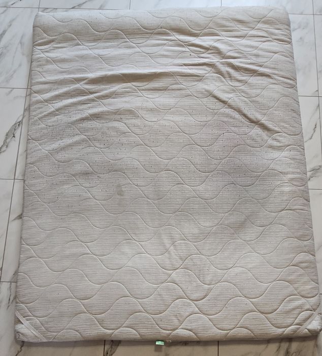 Топер на ліжко/диван