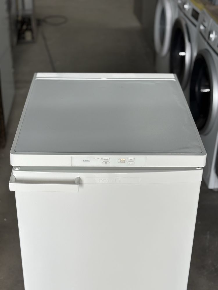 Морозильна шафа Liebherr F 12016 S NoFrost 163 л, 4 ящики