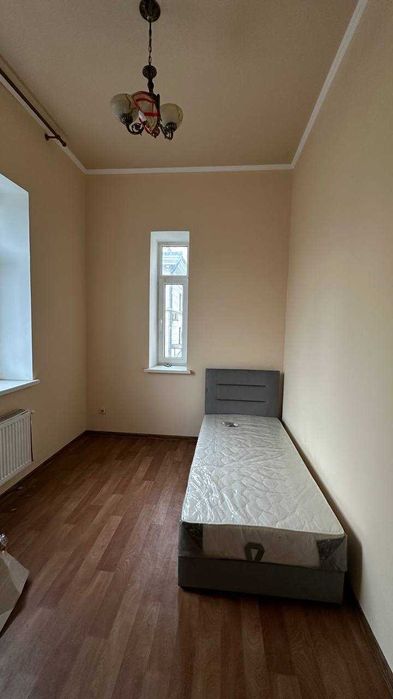 Гостиница в центре КВ