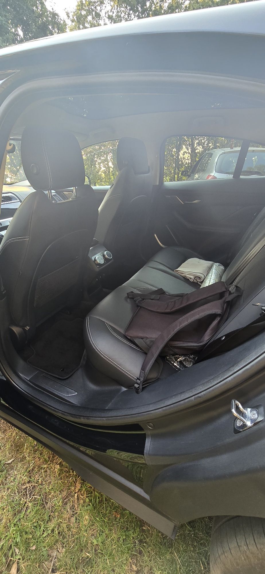 Jaguar Ipace EV400 AWD HSE first edition 400cvs