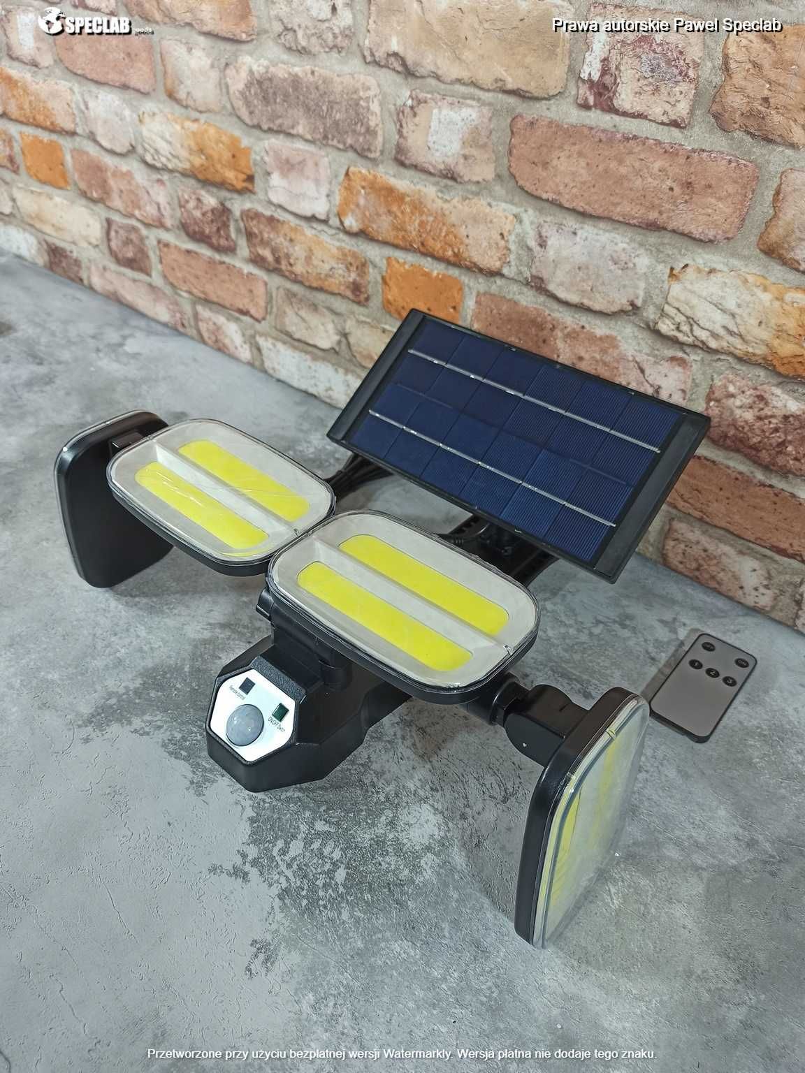 LAMPA LED SOLARNA 4x LED 20W czujnik IP65 + Pilot