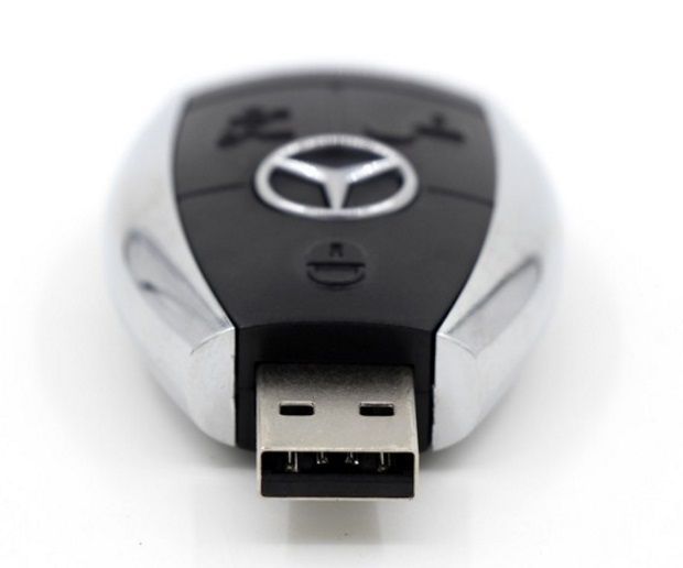 Pendrive Mercedes 4GB, 8GB ou 16 GB