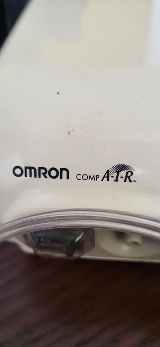 Інгалятор небулайзер Б/У Omron CompAIR (NE-C28)