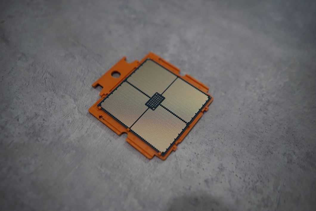 Процесор AMD EPYC 9354 ES 32 core/ Threadripper / Ryzen / Xeon