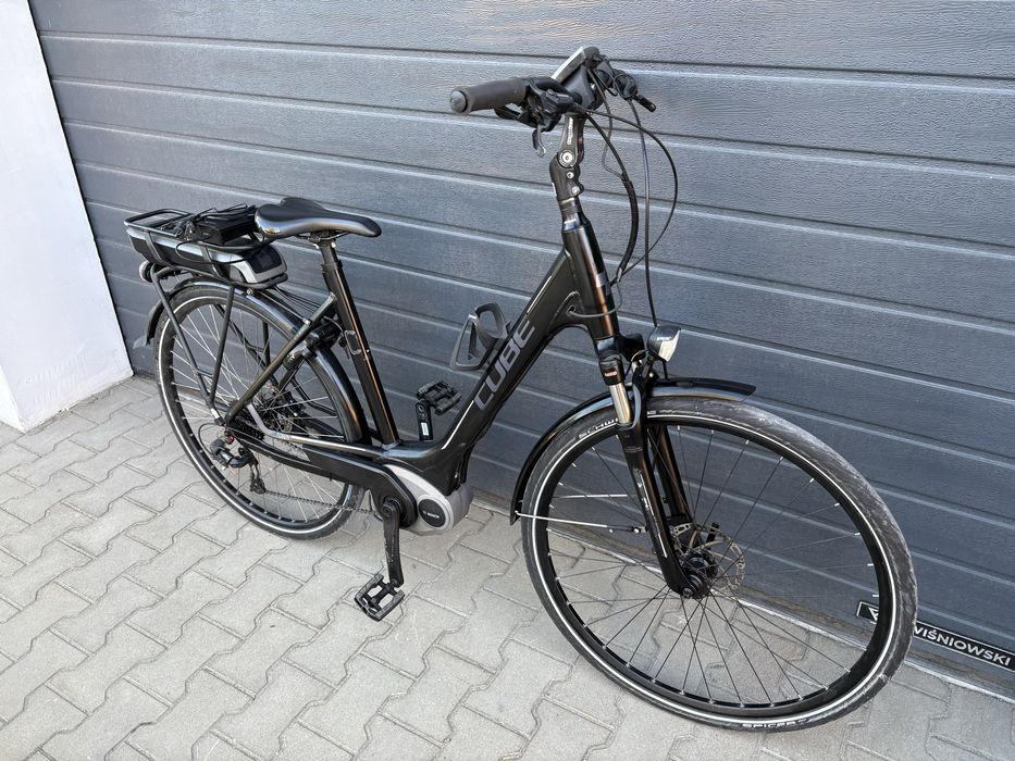 Rower Elektryczny 2020r Cube Town Bosch 400Wh po serwisie Dokumenty