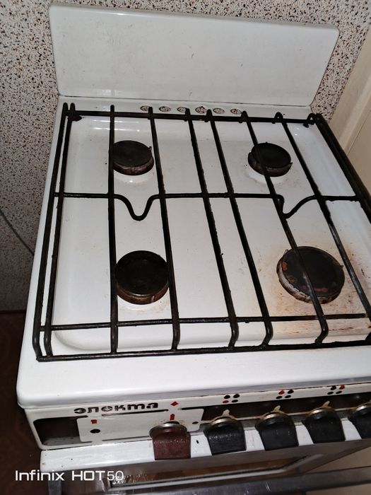 Продам газову плиту