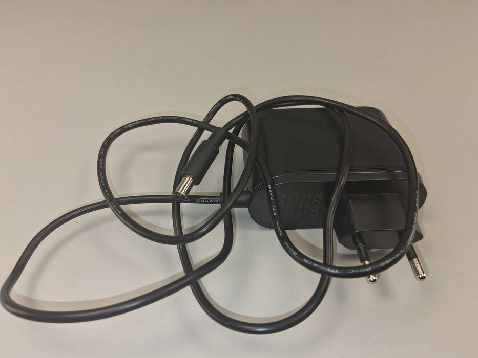 N261 Zasilacz Sieciowy 12V 2A 24W DC Jack Adapter Ładowarka LED CCTV