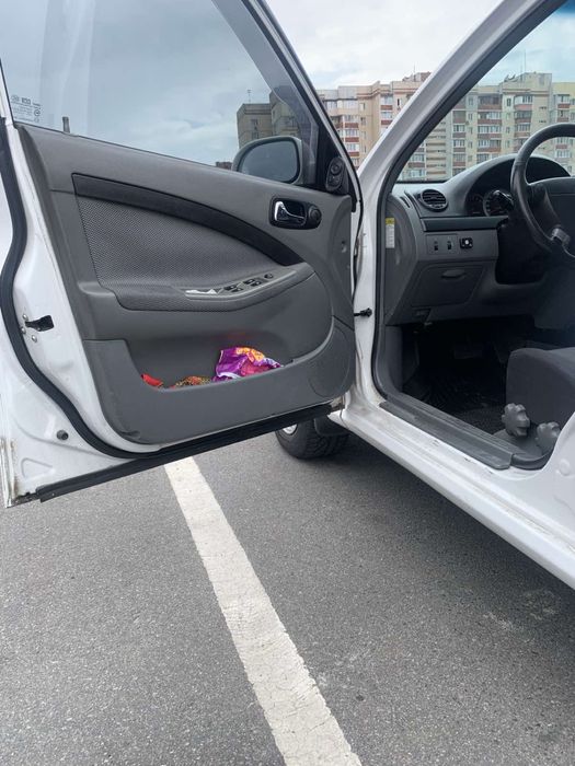 АВТОМОБІЛЬ Chevrolet  2008