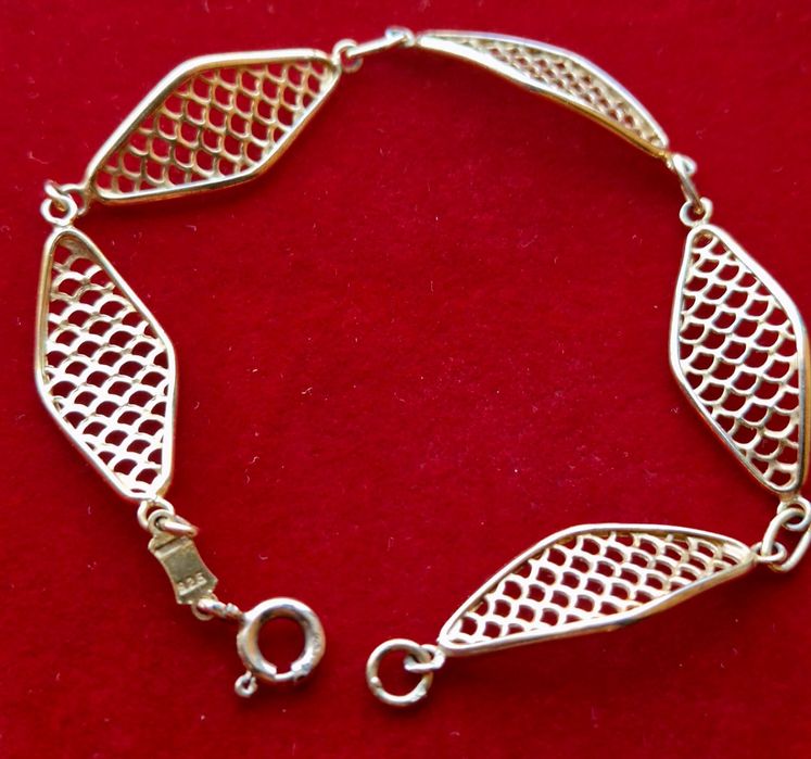 Pulseira em prata Dourada