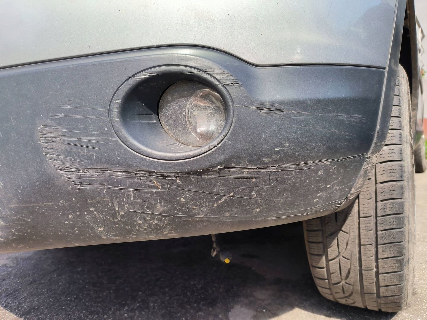 Zderzak przedni przód Nissan Qashqai J10 KY0