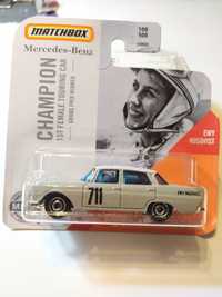 Matchbox - Mercedes Benz 220 SE Sedan