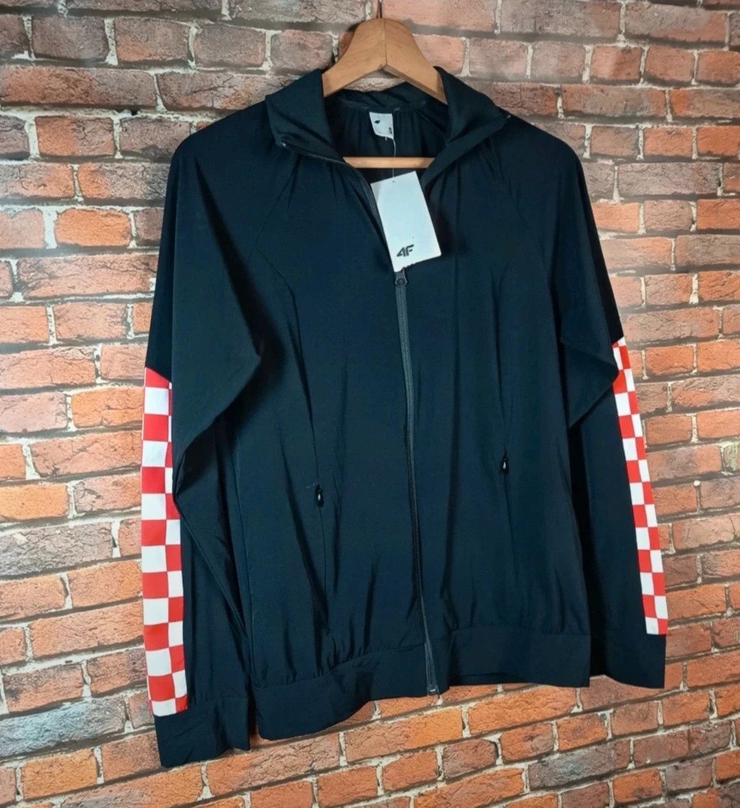 Bluza 4F czarna damska nowa z metką S szerokość 47 cm długość 61 cm rę