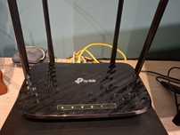 Router TP-Link Archer C6 mesh.