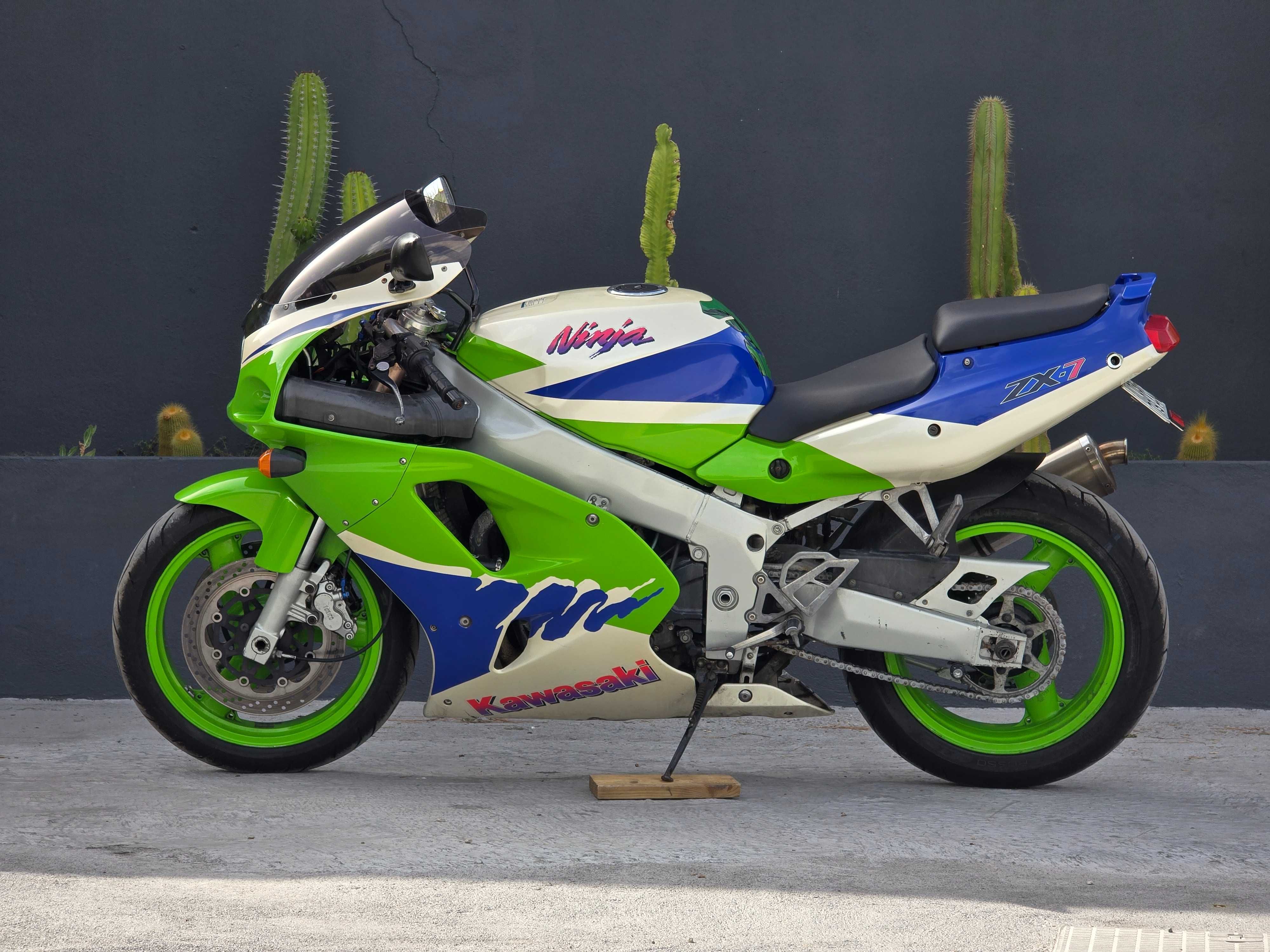 Kawasaki ZXR 750 Ícone das Superbikes Japonesas