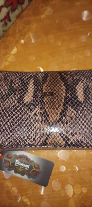 Натуральная кожаная   сумка  , косметичка  кожа