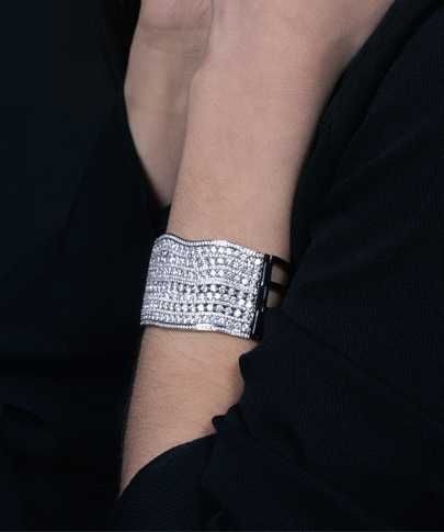 Empresa de ourivesaria com marca própria