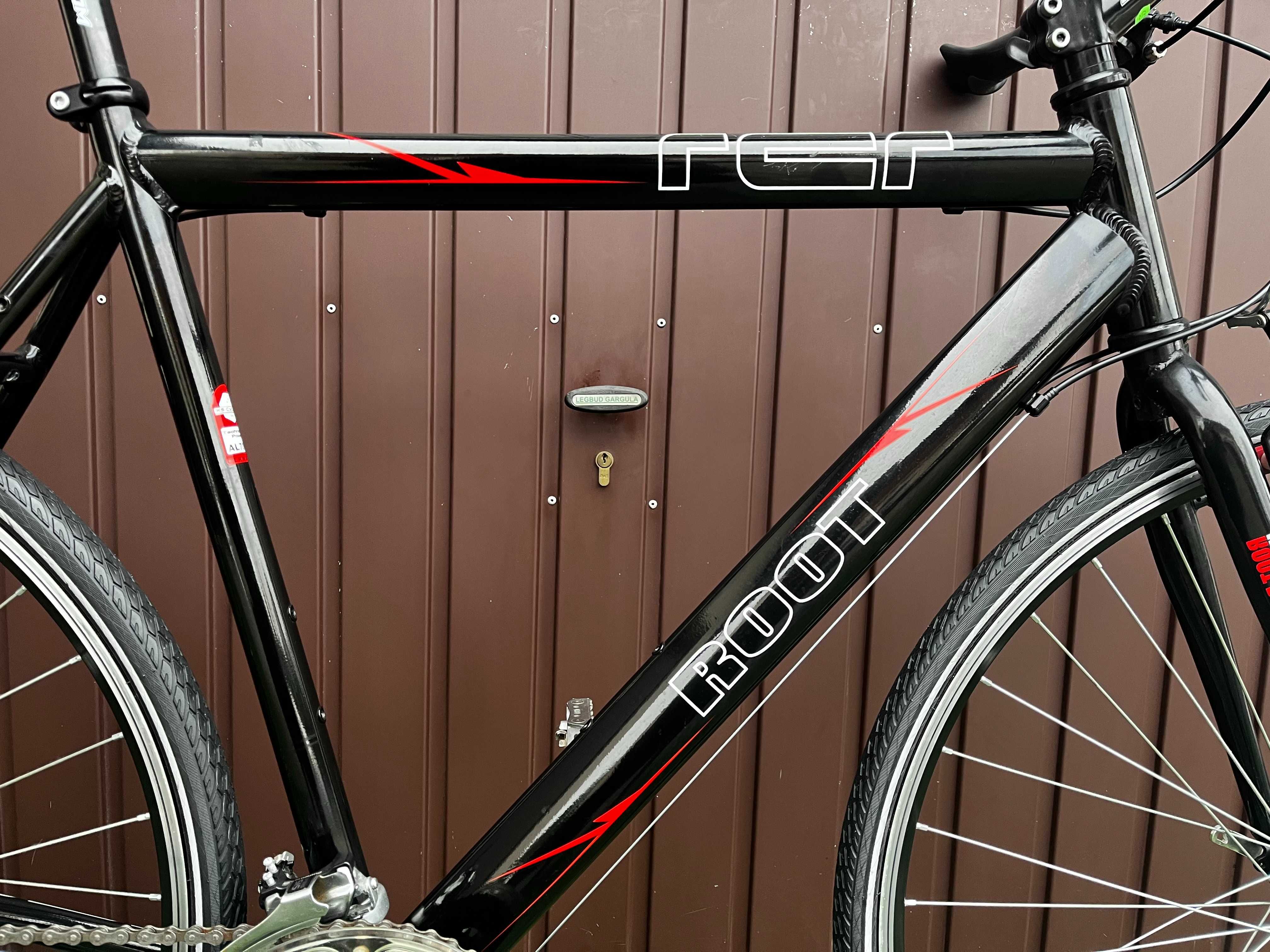 Rower ROOT RACING 257/rama alu. 58 cm/koła 28"/Shimano Tourney