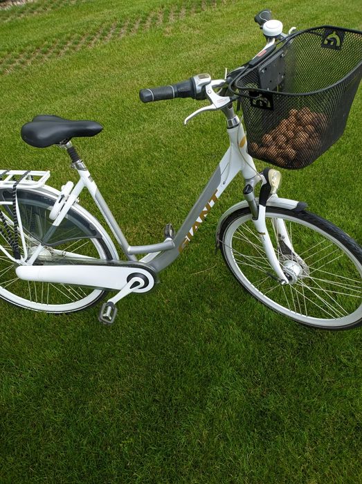 Śliczny biały Giant Ultimo CS2 z koszyczkiem  8 biegów