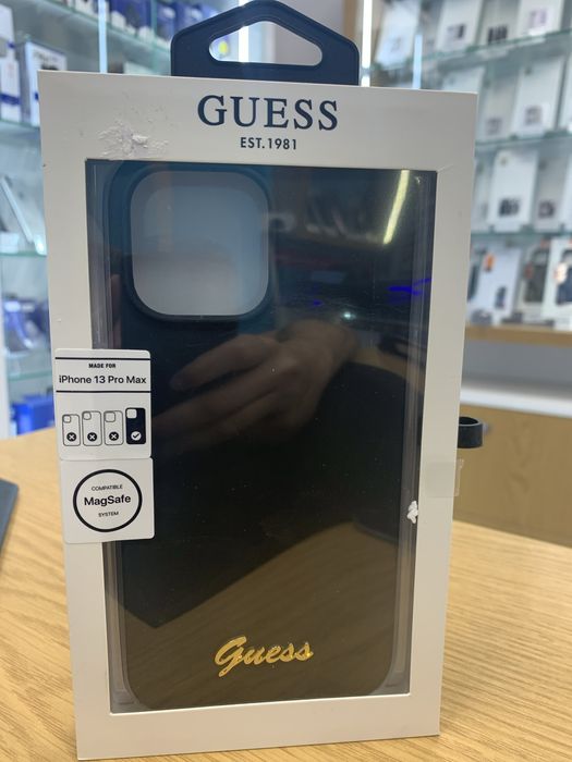 Etui Guess iPhone 13 Pro Max *Rozne Rodzaje*