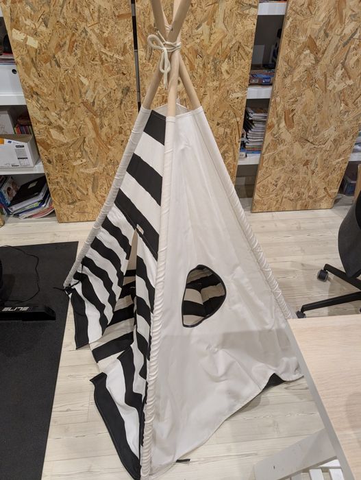 Tenda Tipi Infantil – Preto e Branco