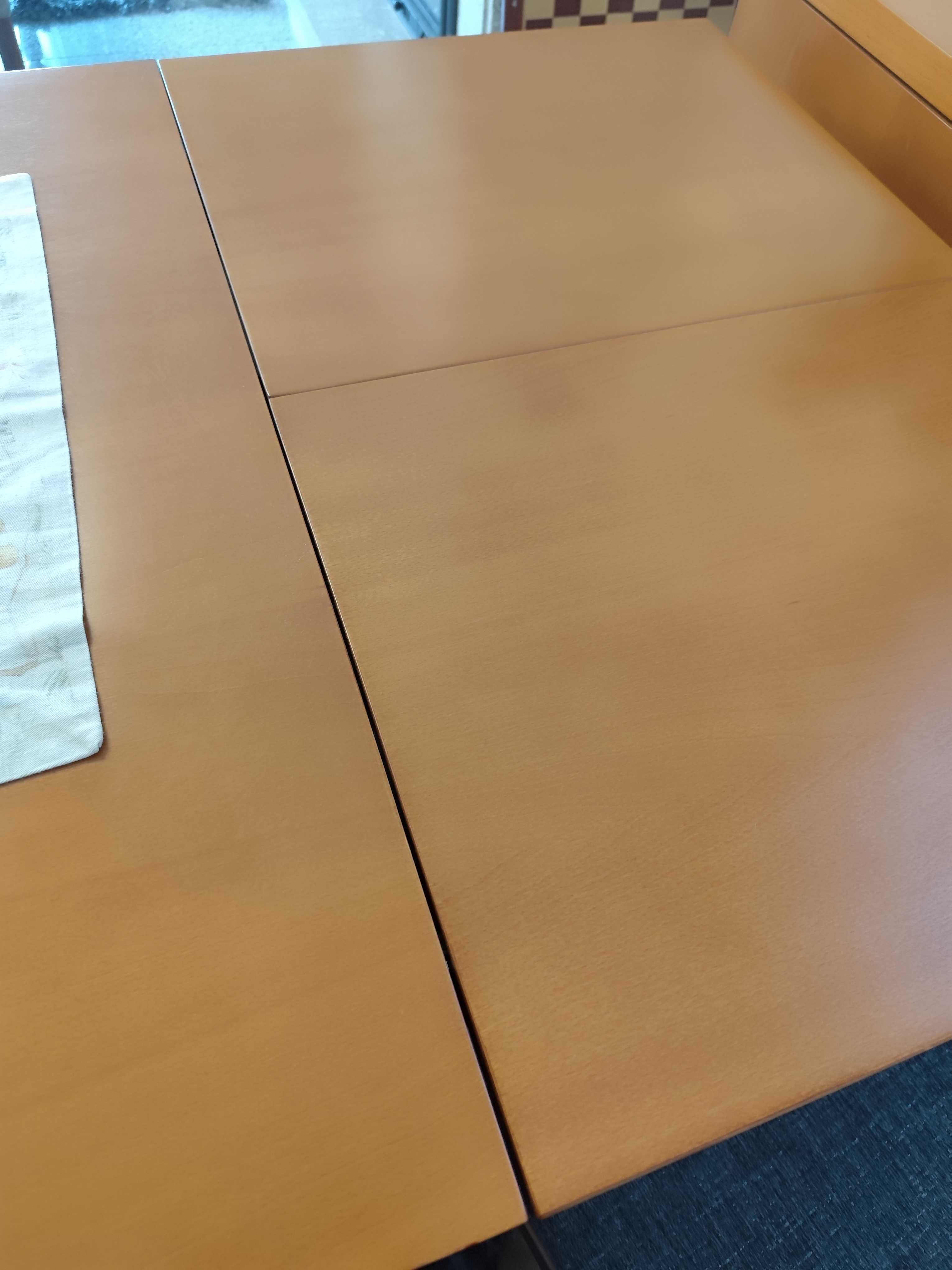 Mesa de sala de jantar extensível + 6 cadeiras
