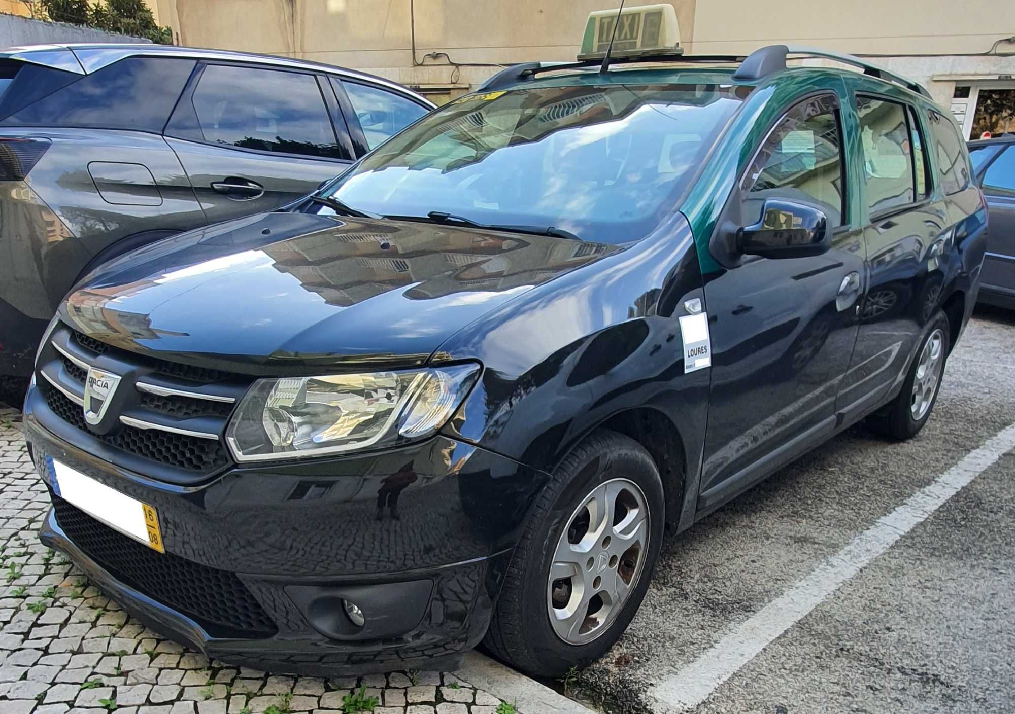 Vende-se Táxi Lda.  (alvará + licença + viatura, ou sem a viatura)