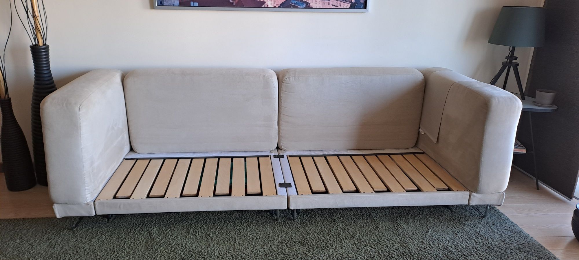 Sofá Cama TYLÖSAND Ikea 3 Lugares, com arrumação e almofadas. Estimado
