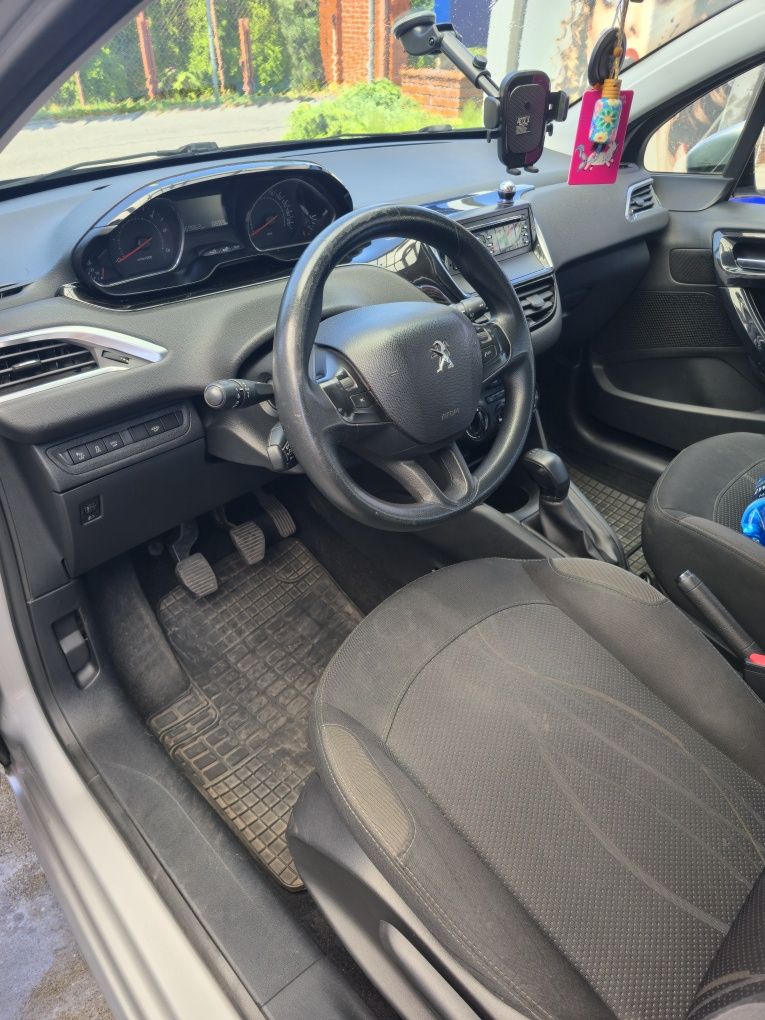 Peugeot 208, 2013 Rok, 1.6 eHDI