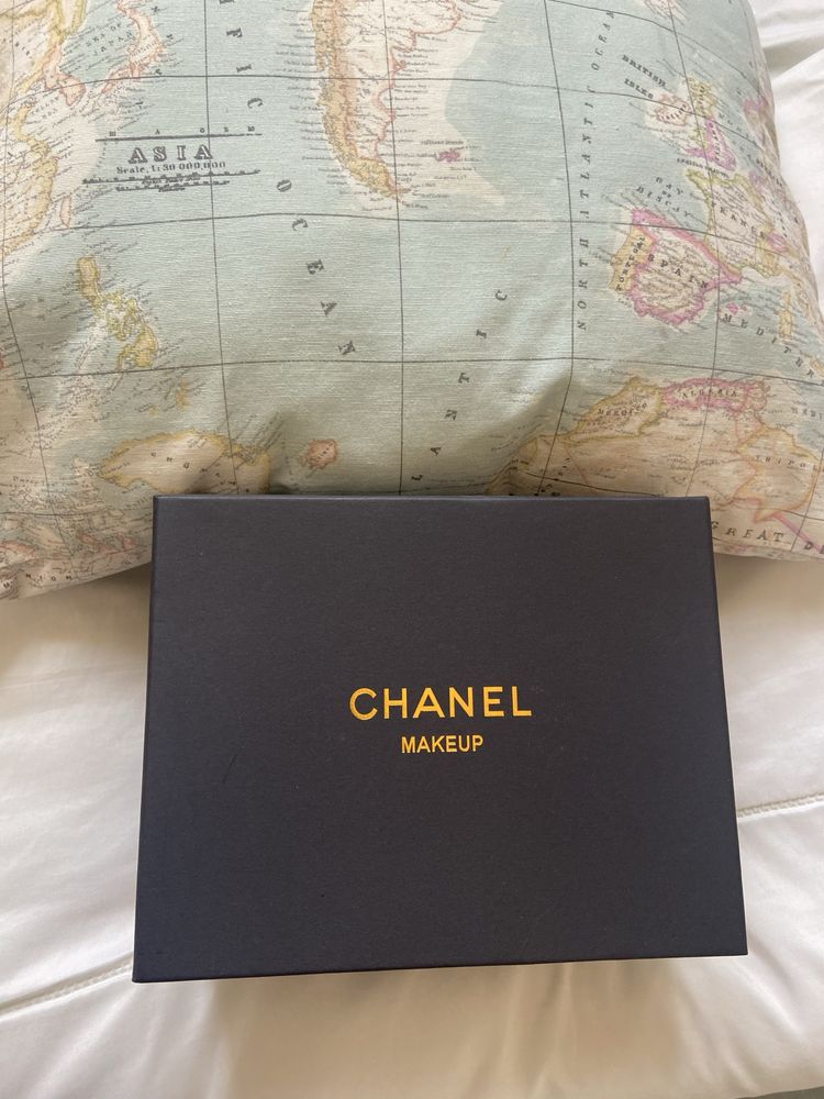 Necessaire Chanel vip makeup