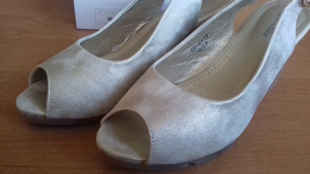 sandały damskie na koturnie złote Goodin GD-4413