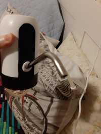 Dispensador de água elétrico