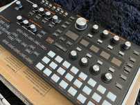 Hydrasynth Desktop  + Decksaver
