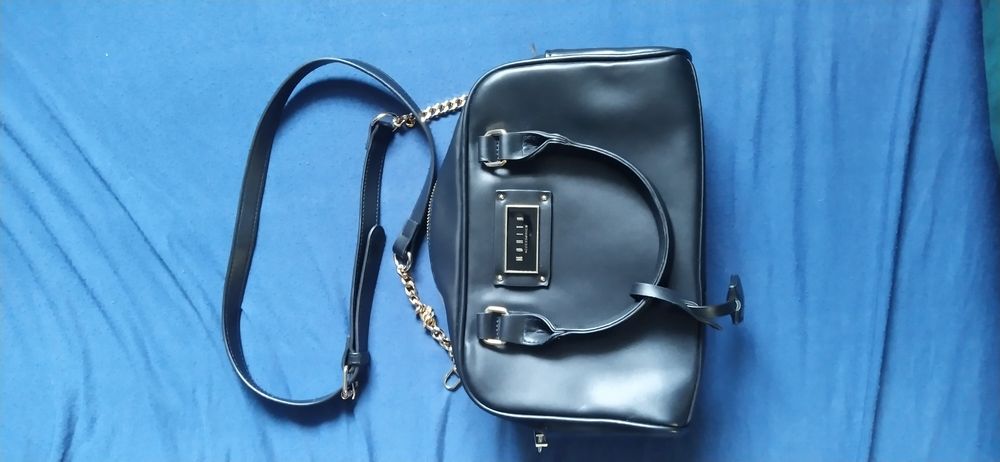 Nowa czarna torebka damska Mohito