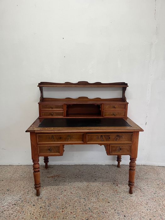 Secretária de Madeira Antiga