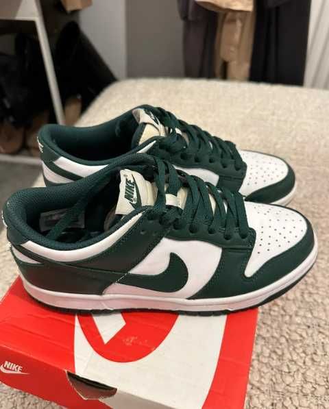 Nike Dunk Low Vintage Green 41