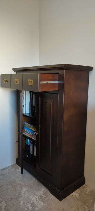 Meble drewniane Oireczko - Komoda i stolik nocny