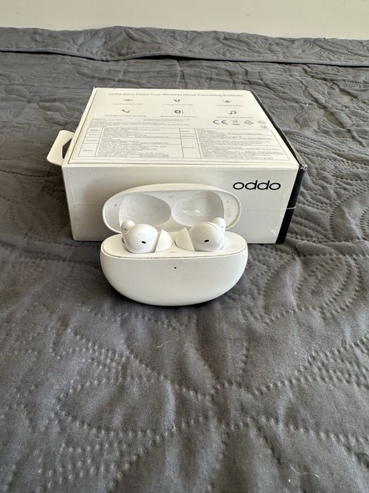 Продаю наушники OPPO Enco Free2 – отличное состояние!