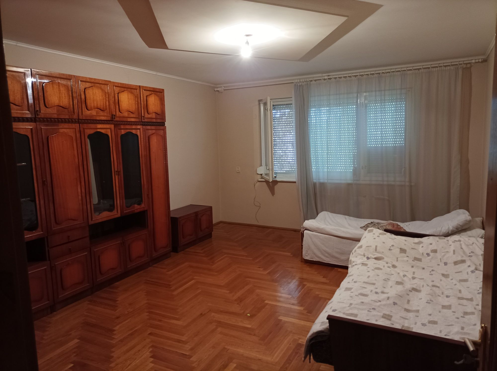 Здаеться від місяця без залога.