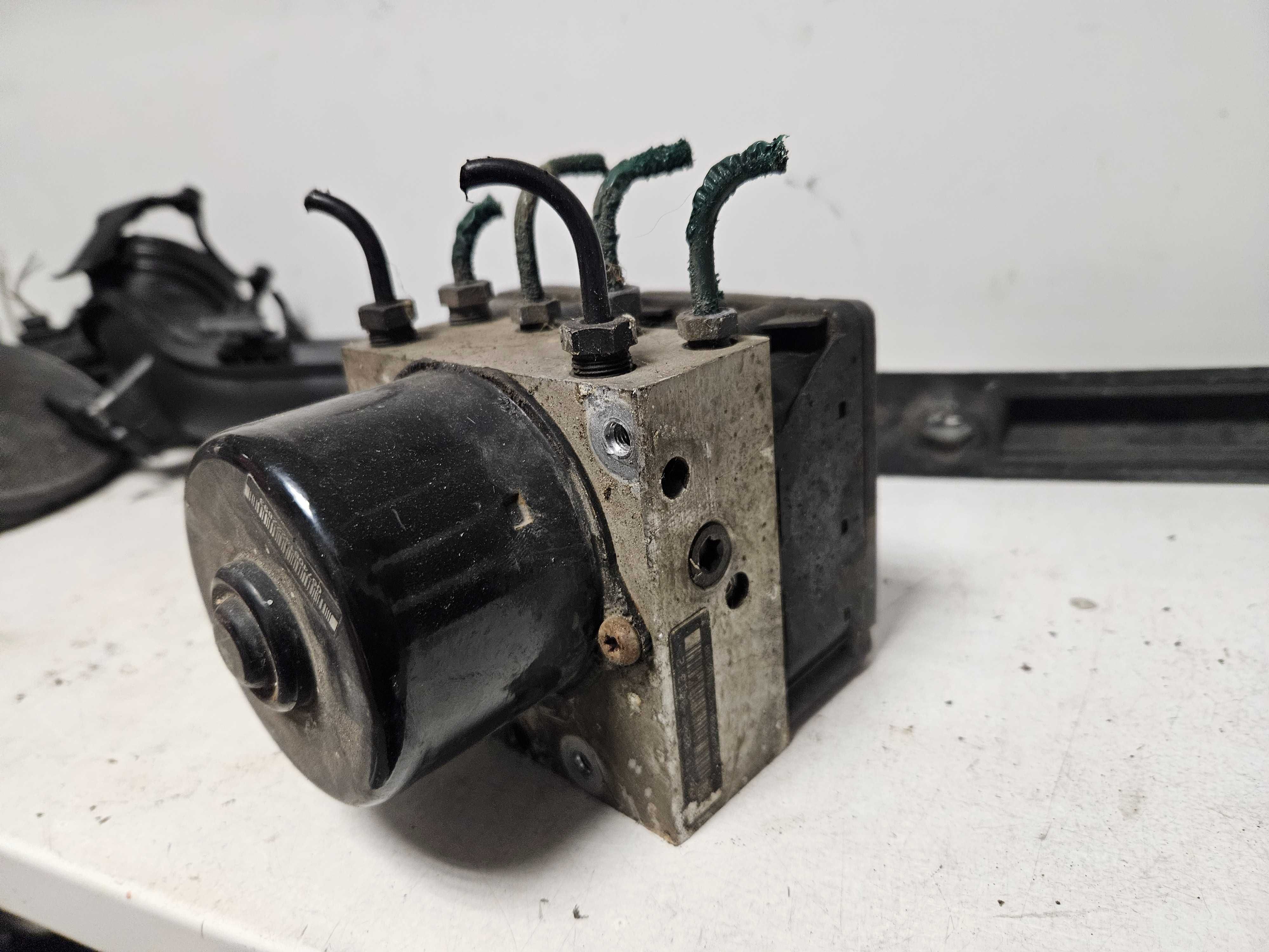 6X0,9073,79B pompa ABS VW
