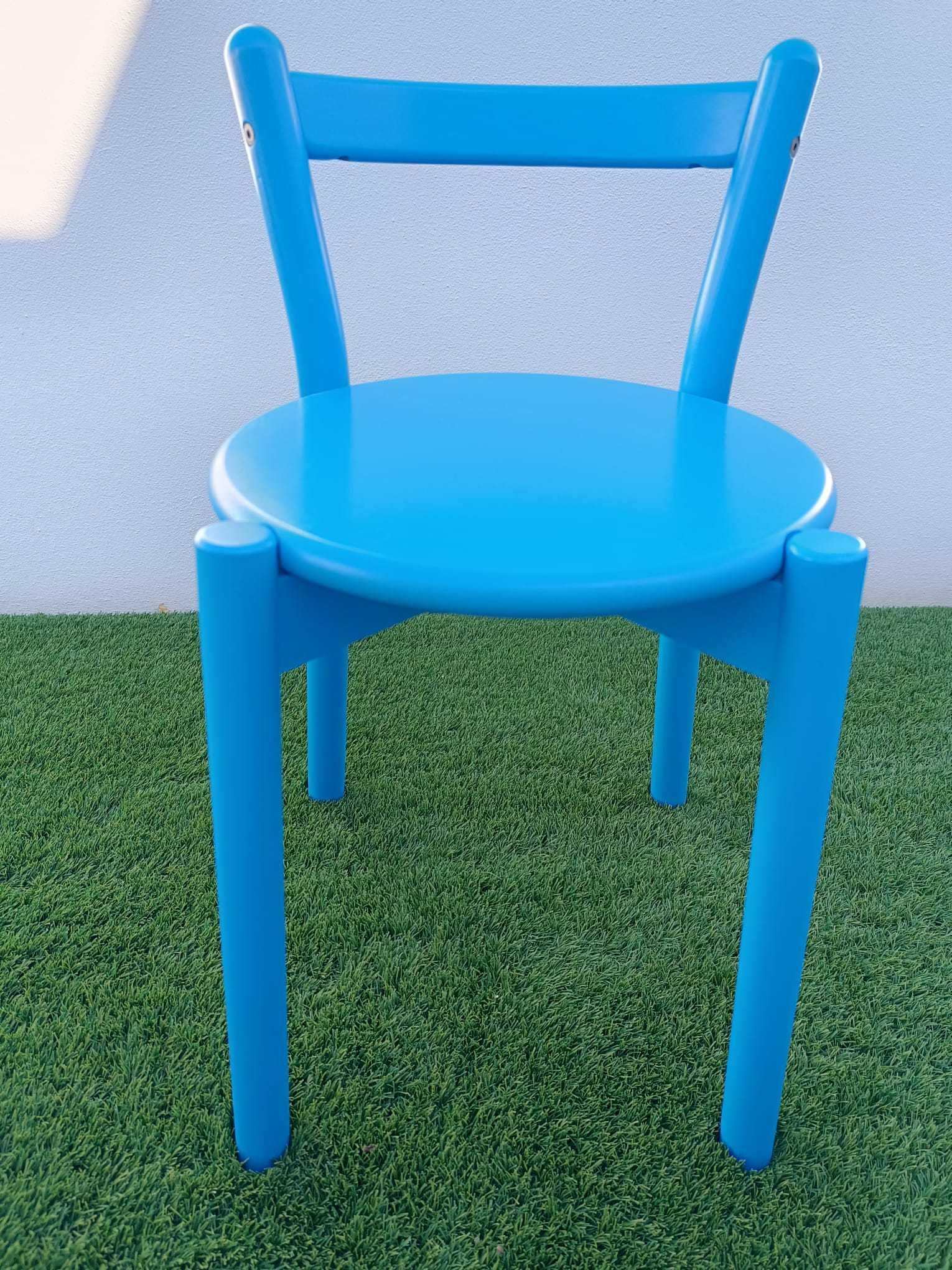 Banco com costas IKEA