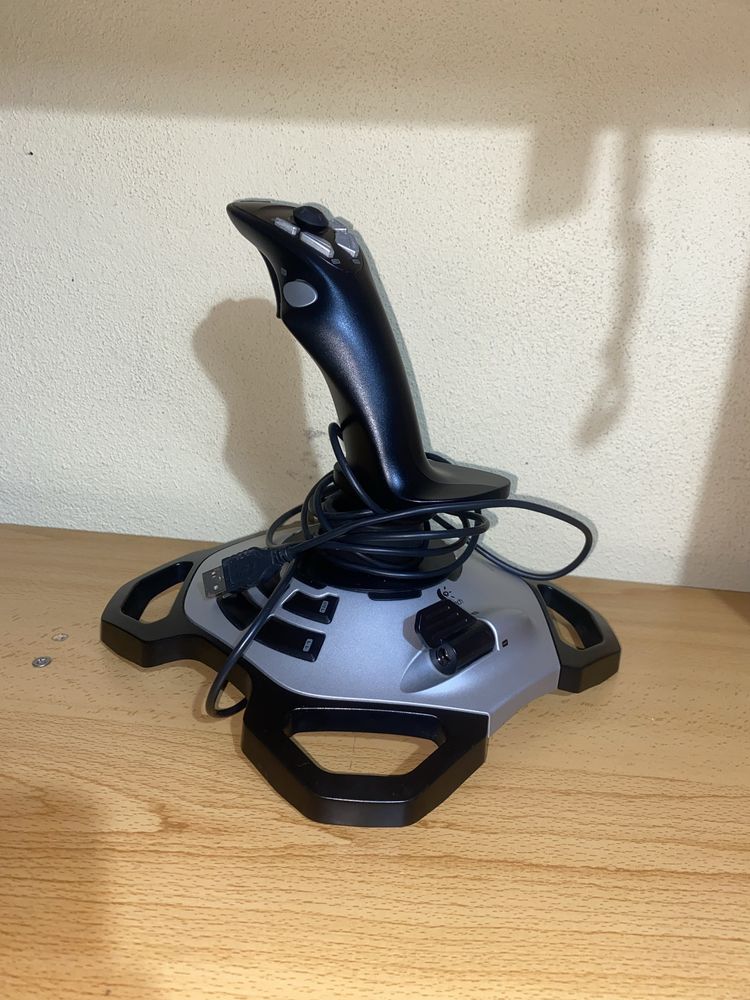 Joystick LOGITECH Extreme 3D Pro