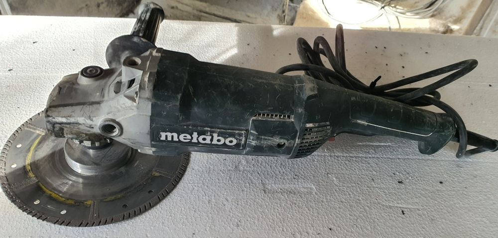 Szlifierka kątowa 230mm METABO WE 2200